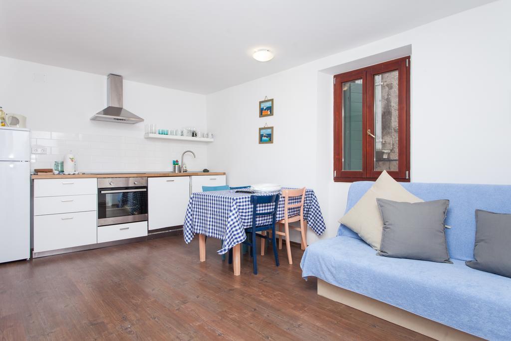 Apartment Zdenac Rovinj Phòng bức ảnh